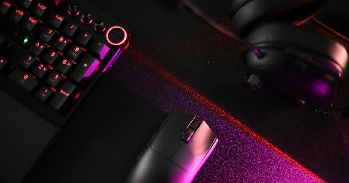 MelGeek präsentiert Centauri-Serie mit OLED-Displays und magnetischer Schaltertechnologie