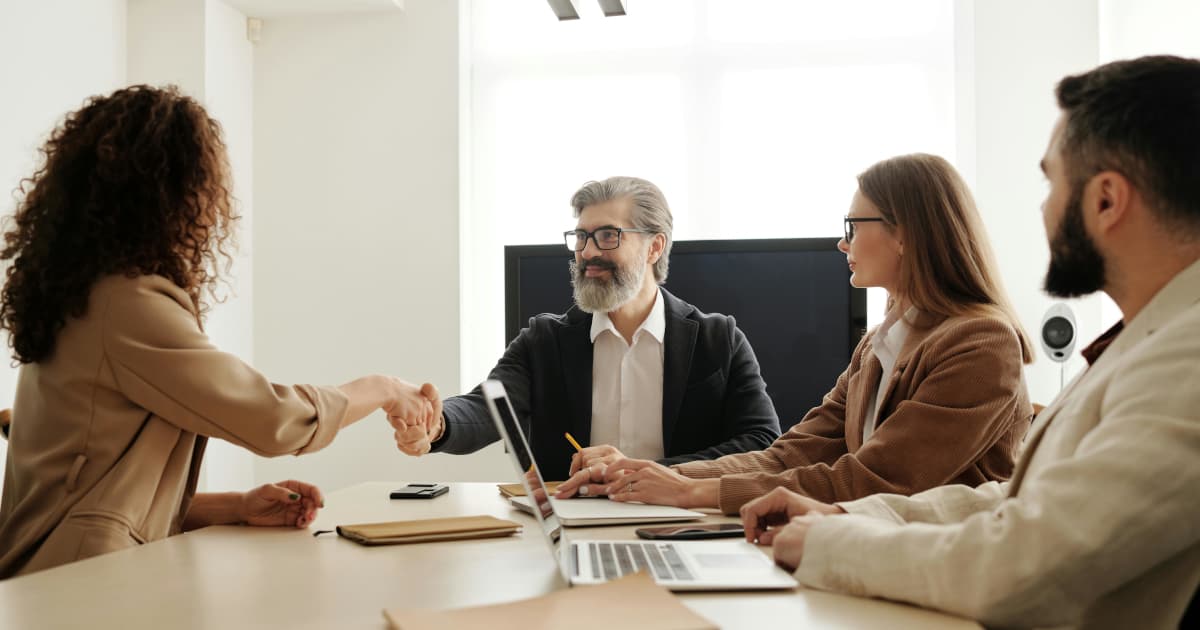 ERP-Gehaltsführer 2025 offenbart veränderte Marktdynamiken und Einstellungstrends