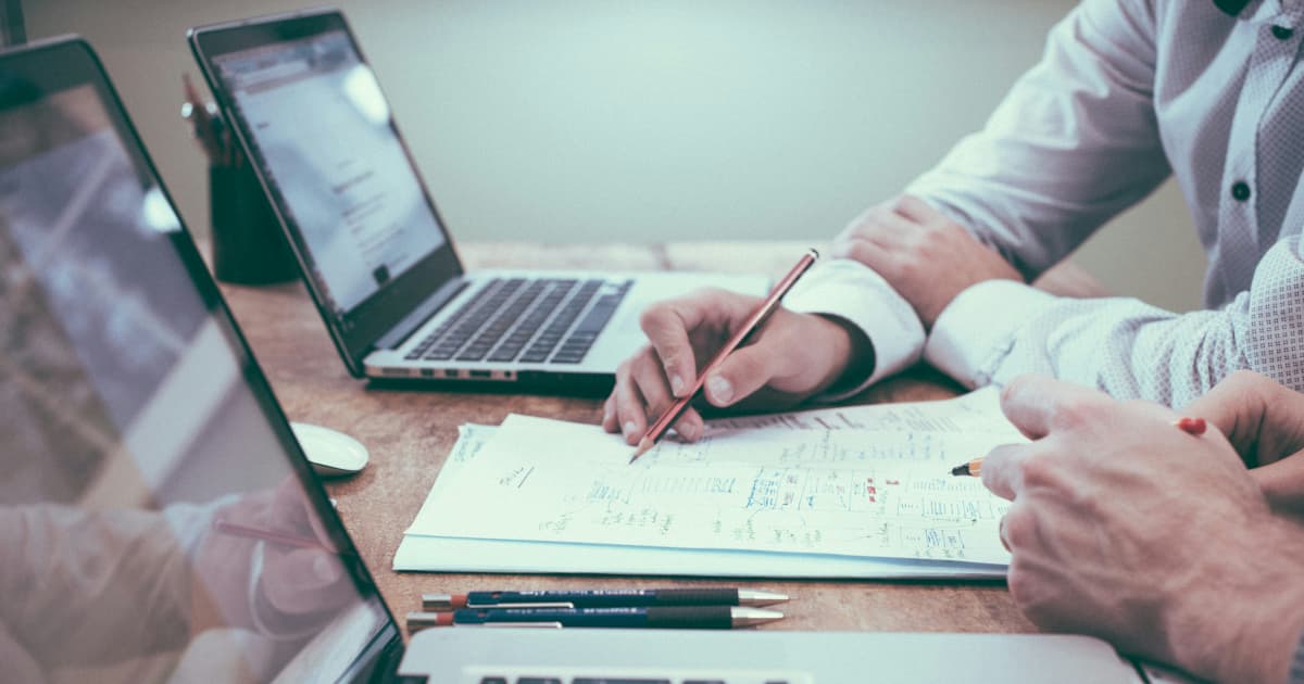 Rechtsexperten skizzieren entscheidende Schritte nach Autounfällen zum Schutz von Gesundheit und Rechten