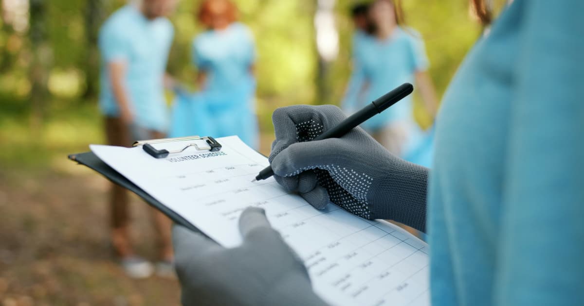 Bronzeville Trail Task Force feiert Fortschritte bei der Umwandlung einer stillgelegten Bahnlinie in einen Gemeinschaftspark