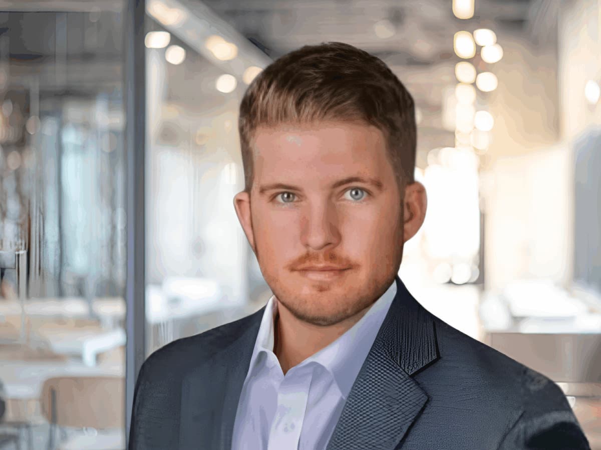 Die Rolle des Kapitalmarktbrokers ist entscheidend für Gewerbeimmobilientransaktionen angesichts verschärfter Kreditvergabestandards