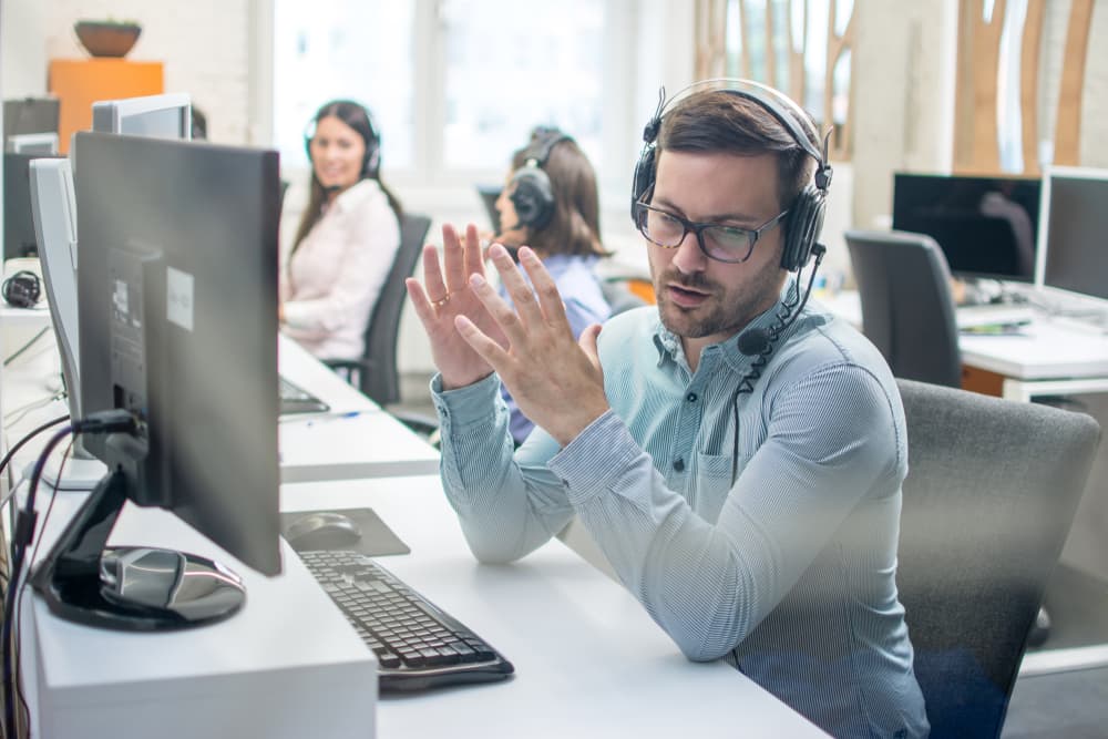 Southlakes Top Gun Team nutzt KI-gestütztes Callcenter zur Steigerung der Agentenproduktivität