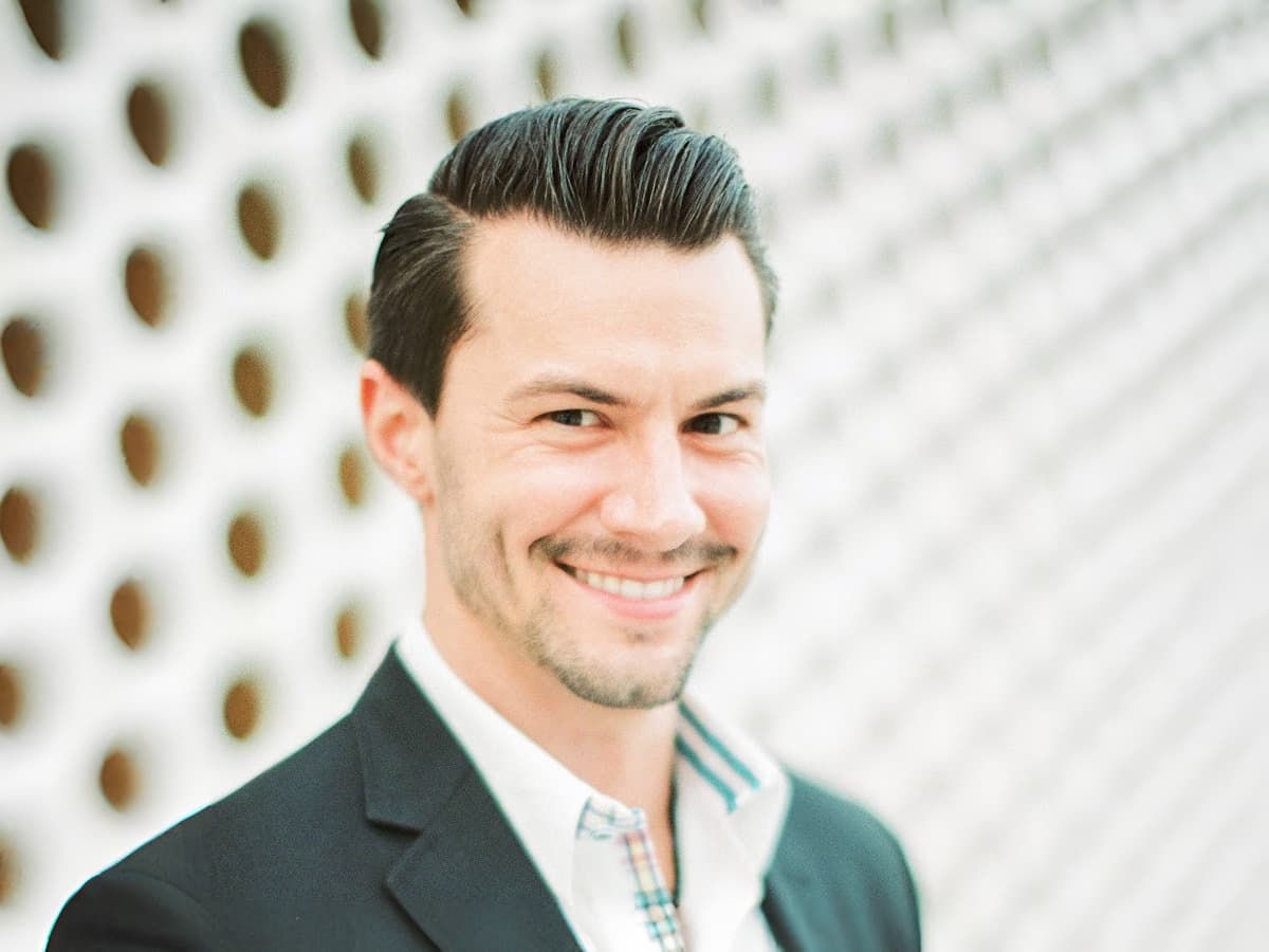 Justin Nimergood erhält doppelte Auszeichnung bei erster Preisverleihung von Epique Realty