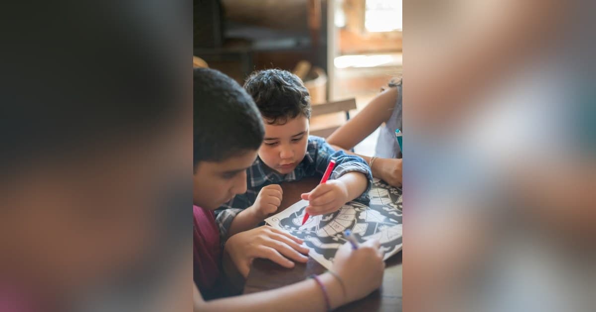 Umfrage: Angst hispanischer Eltern vor Einwanderungsbehörden führt zu Schulvermeidung