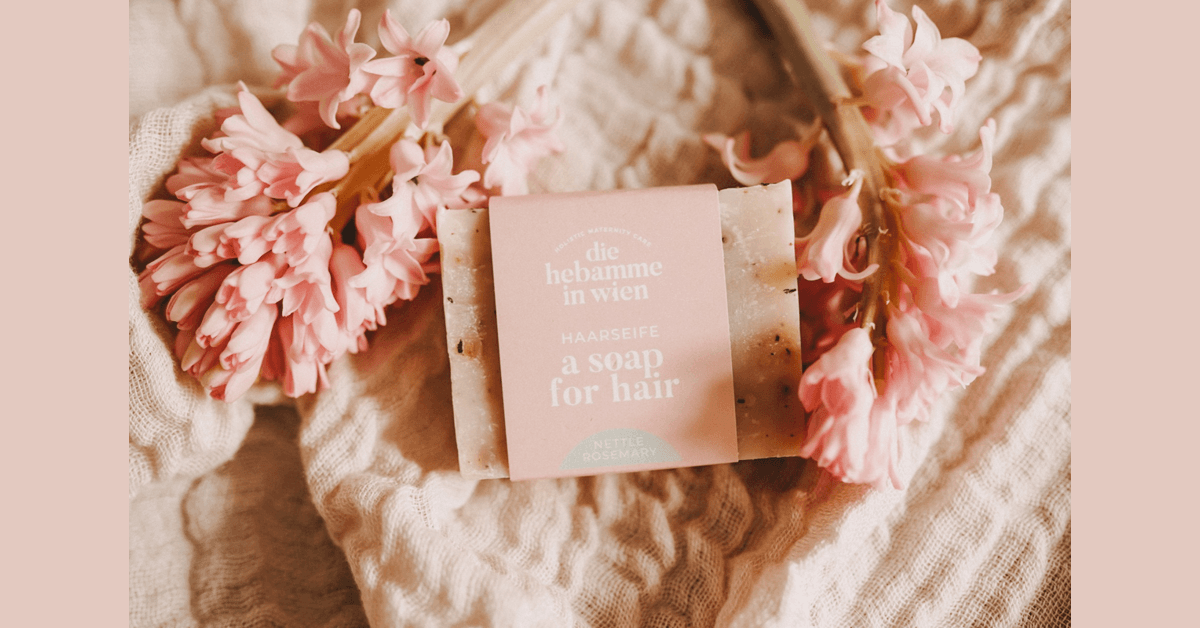 Die Hebamme in Wien erweitert ihre Präsenz in den USA und betont dabei österreichisches Erbe und nachhaltige Praktiken