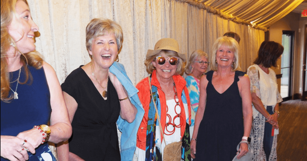 Assistance League of Omaha veranstaltet Weihnachts-Gala zur Unterstützung gemeinnütziger Initiativen