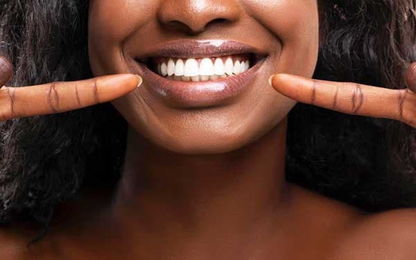 Moderne CAD/CAM-Technologie ermöglicht Zahnkronen in nur einem Termin