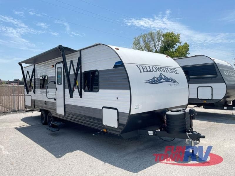 Larry's RV LLC erweitert Reparatur- und Wartungsdienste für Wohnmobile in Jackson, Michigan