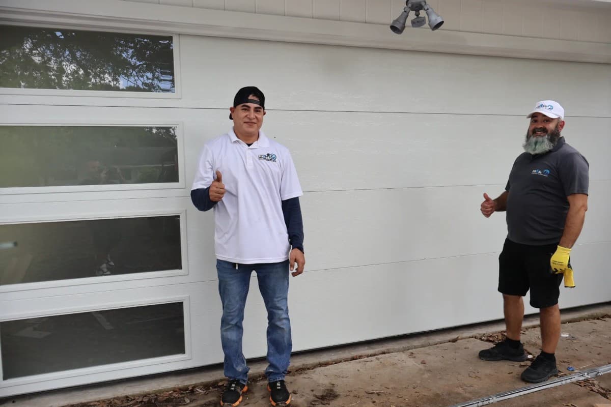 Fix N Go Garagentor-Reparatur Houston nähert sich 7-jährigem Jubiläum mit Zufriedenheitsgarantie