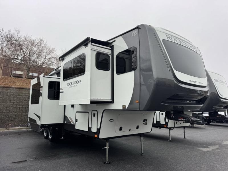 Open Roads Complete RV erweitert Reparatur- und Wartungsdienste in Acworth und Jasper, GA