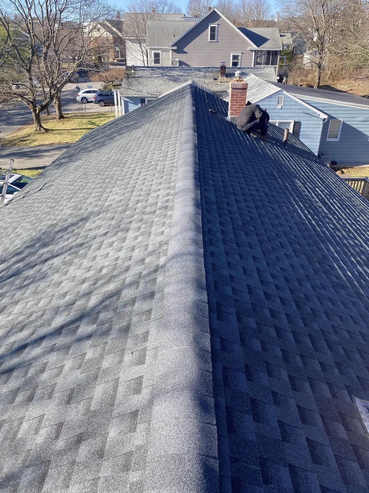 Merrimack Valley Roofing behält GAF Master Elite- und Carlisle EPDM-Zertifizierungen nach 48 Jahren im Geschäft