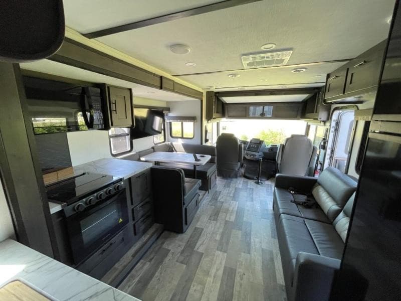 RnR RV Center erweitert Wohnmobil- und RV-Angebot in Washington und Idaho