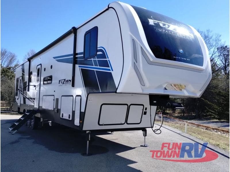 Larry's RV LLC erweitert Inventar und Kundenservice am Michigan-Händlerstandort