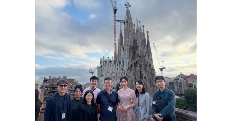 TVBS bietet exklusive Live-Berichterstattung von der Einweihung des Jesus-Christus-Turms der Sagrada Família