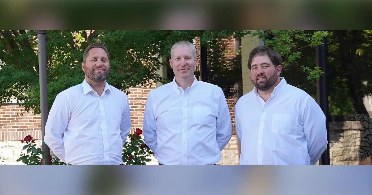 Matt Hardin Law erweitert sich mit dem erfahrenen Prozessanwalt Andrew Lockert als Partner