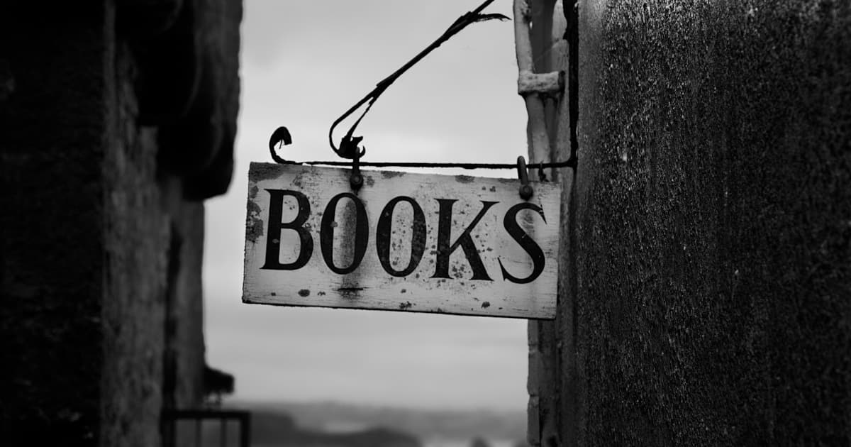 Dr. Robert C. Hopkins' literarische Werke verbinden Glauben, Gesellschaft und menschliche Erfahrung