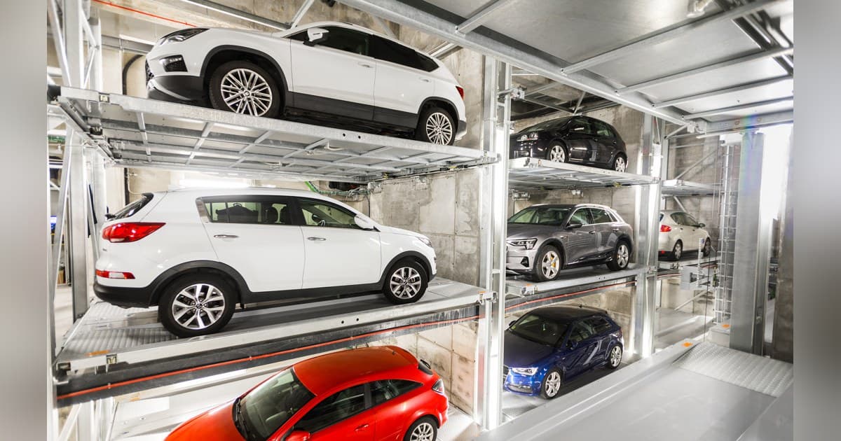 New Yorks Aufhebung der Parkplatzpflicht lässt den Großteil der Stadt weiterhin Parkplätze vorschreiben, sagt Experte