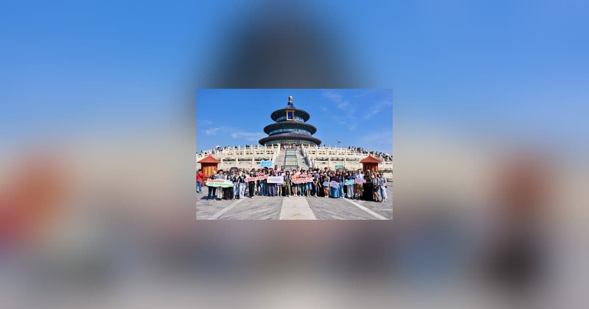 Ng Teng Fong Charitable Foundation fördert den Jugendaustausch zwischen den USA und China, während 100 amerikanische Studierende eine immersive China-Rundreise abschließen