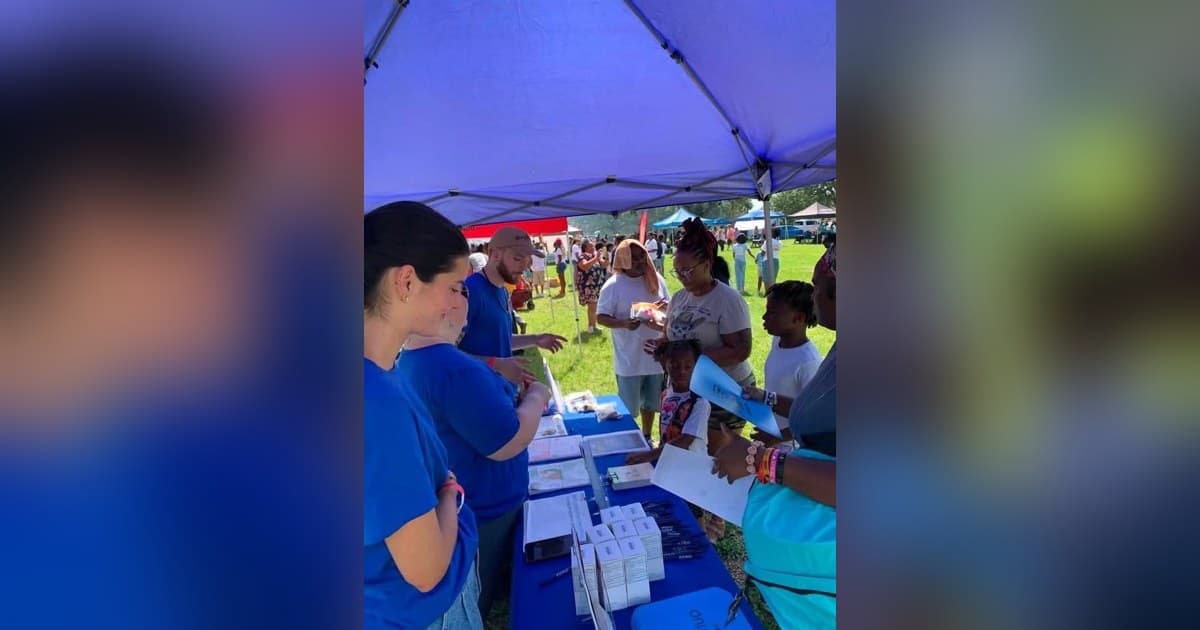 Taylor Dental sponsert Back-to-School-Aktion und unterstützt 1.033 Familien in Pensacola