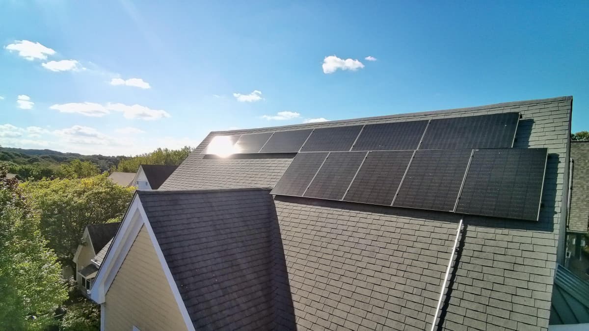 Massachusetts-Hausbesitzer können von Solaranreizen profitieren, bevor Bundesförderung 2026 ausläuft