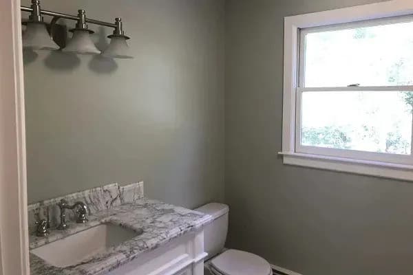 Wichtige Anzeichen, die Hausbesitzer zum Badezimmerumbau veranlassen sollten