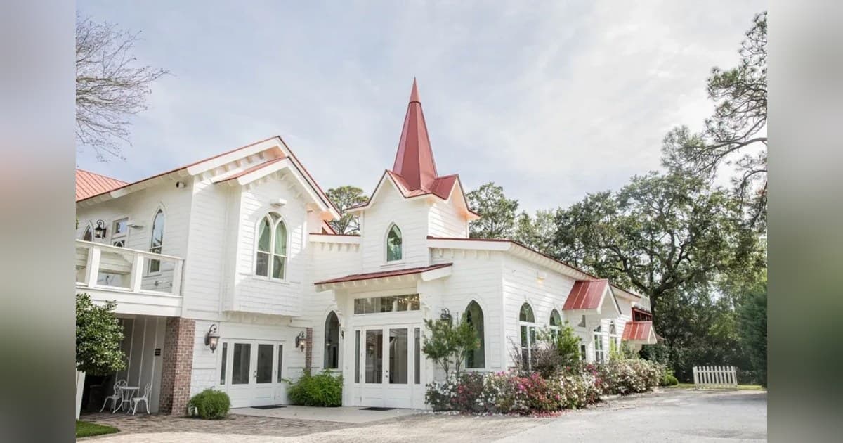 Hochzeitskapelle auf Tybee Island feiert 14 Jahre ununterbrochenen Betrieb