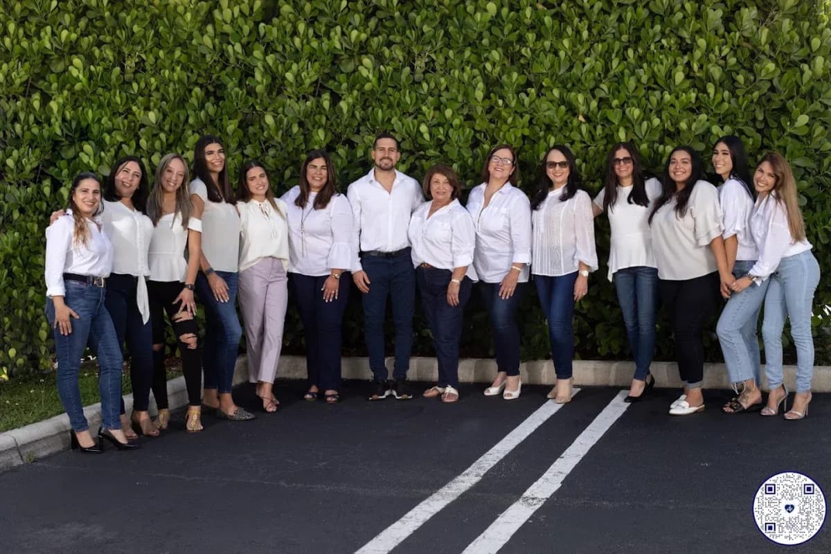 Miami Zahnklinik A1 Care betont familienorientierte Zahnmedizin mit 20-jähriger Tradition