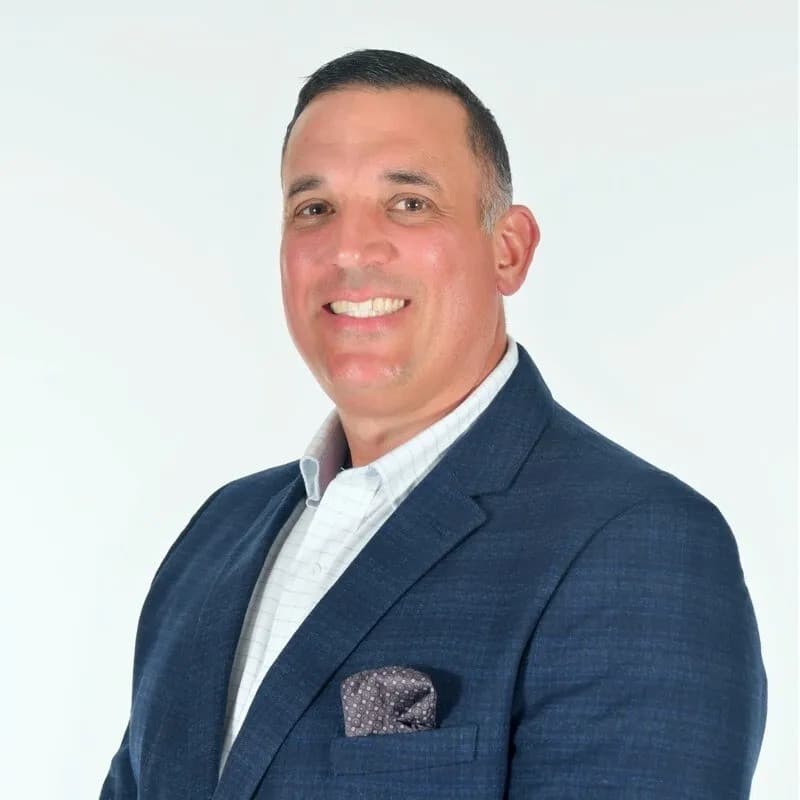 First Choice Garage Doors ernennt Eric Herbst zum Chief Sales Officer
