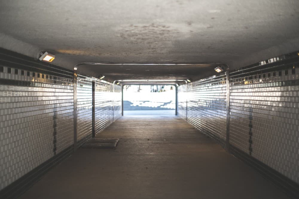 Find Self Storage hebt die Vorteile von Lagereinheiten während Umzügen und vorübergehenden Verlegungen hervor