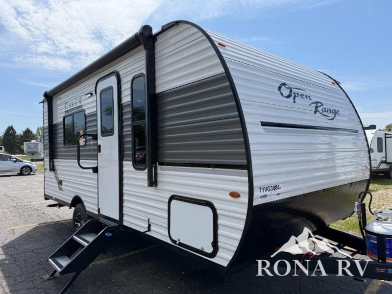 Rona RV LLC erweitert Wohnwagen-Bestand und Serviceangebote in Zentral-Ohio